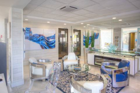 612 - Island Inn