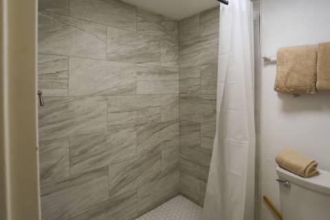 209 Suite - Island Inn