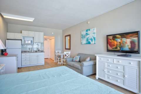 612 - Island Inn