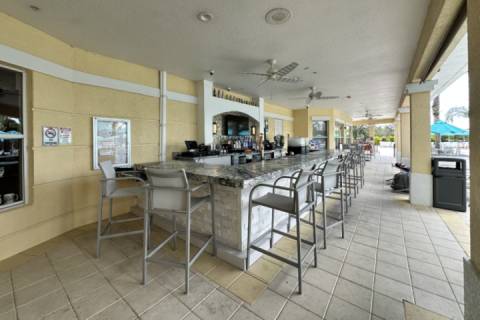 5036 105 Vista Cay