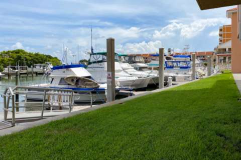 409 - Madeira Bay Resort