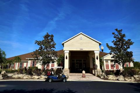 2633 Trafalgar Village