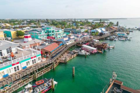 612 - Island Inn
