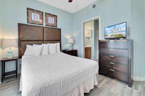 Lagoon Tower 1402