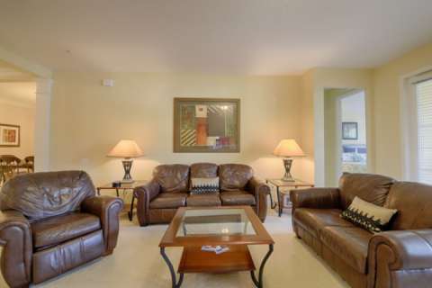 5036 105 Vista Cay