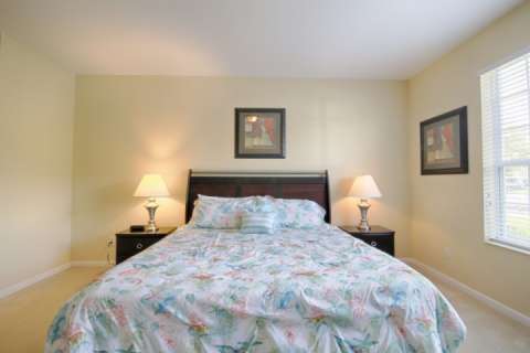 5036 105 Vista Cay