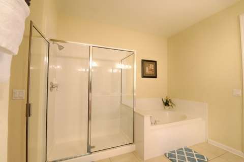 5036 105 Vista Cay