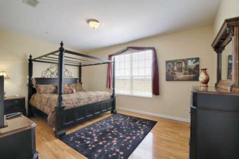 5048 Vista Cay