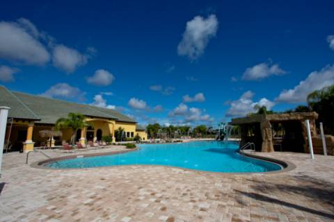 8965 Paradise
