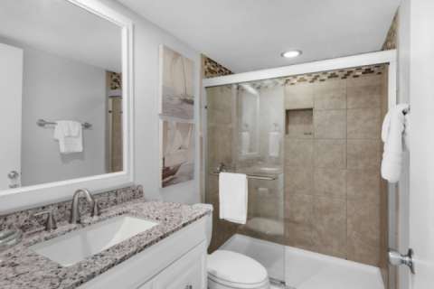 Pinnacle Port B3-307