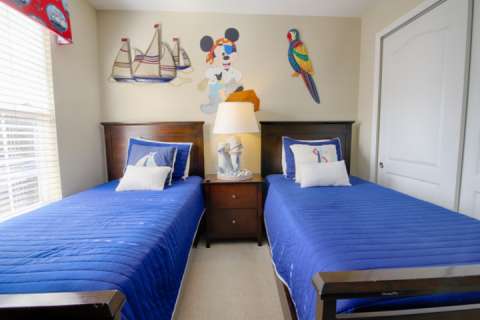 8960 Paradise Palms