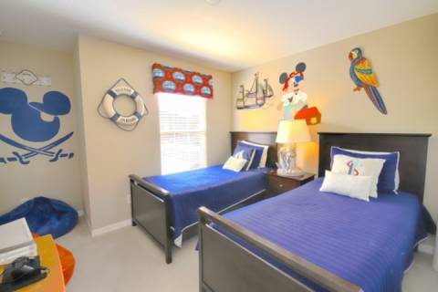 8960 Paradise Palms