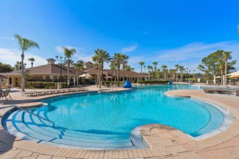 2540 Windsor Hills