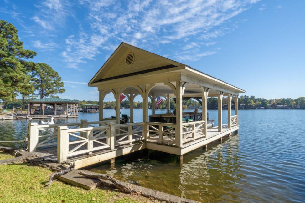 Hot Springs Vacation Rental | Family-Friendly Secluded Lakehouse w ... - Luxury Off Grid Vacation Rentals With Private Hot Springs