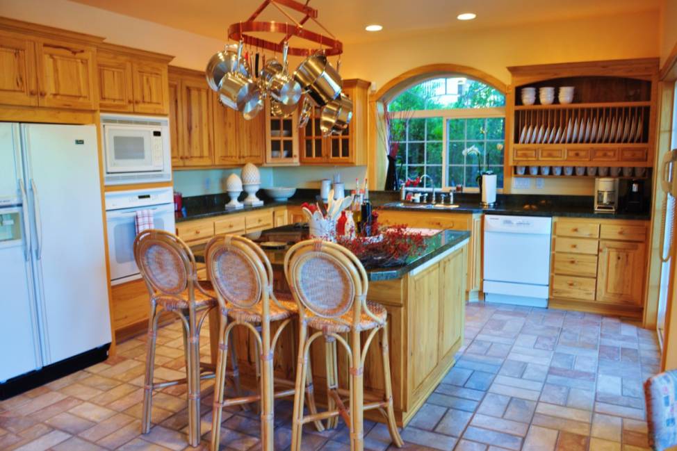 Florence Vacation Rental Mercer Lake Estate Home Rental on