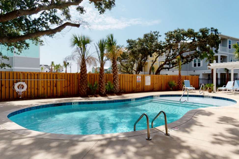 Kure Beach Vacation Rental 5 Off Spring! Luxury Townhome, Pool