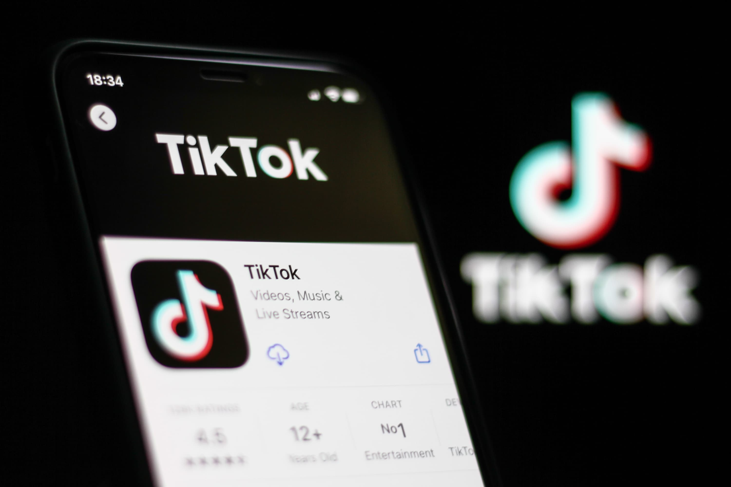 TikTok earned $205 million more than Facebook, Twitter, Snap, and Instagram combined on in-app purchase in 2023