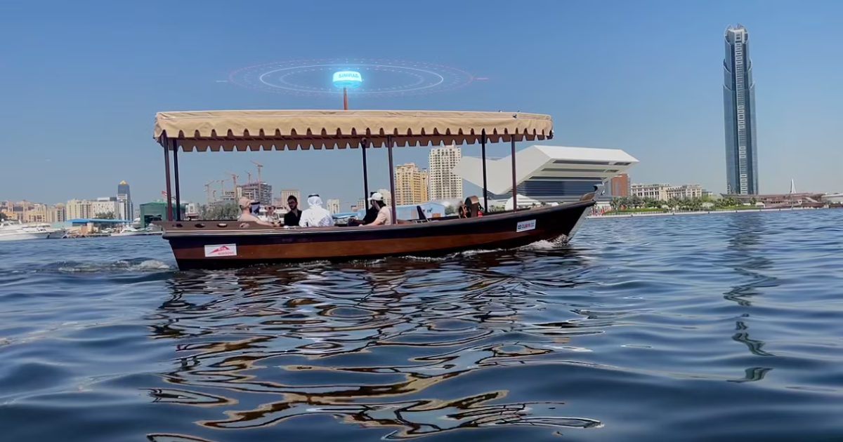 Dubai launches electric driverless abras