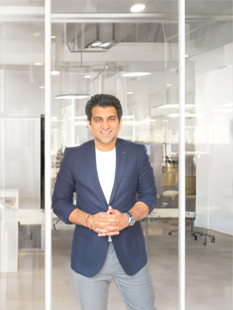 Roadzen CEO Rohan Malhotra Awarded ‘Innovative Entrepreneur of the Year’ at the Economic Times Summit