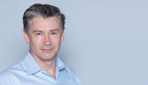 gavin munroe commonwealth bank