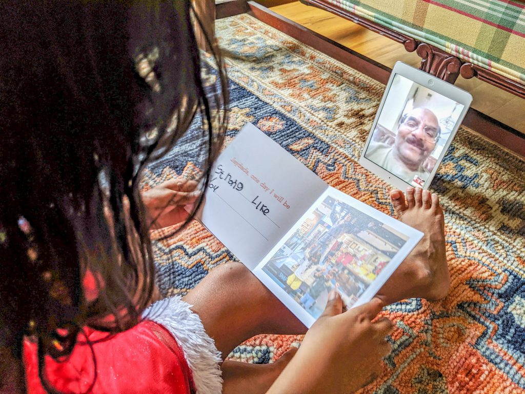 Fill-in-the-Blank Photo Book for Dad made by @Theantibland. Personalize the prompts and add your phone photos.
