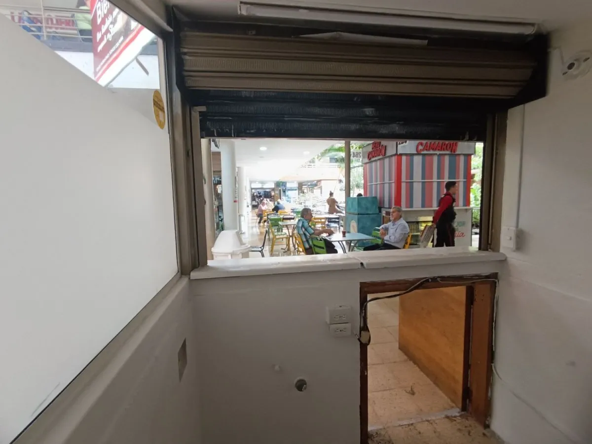 Local en arriendo en La Candelaria, Medellín, 100 m² · foto 5 de 12