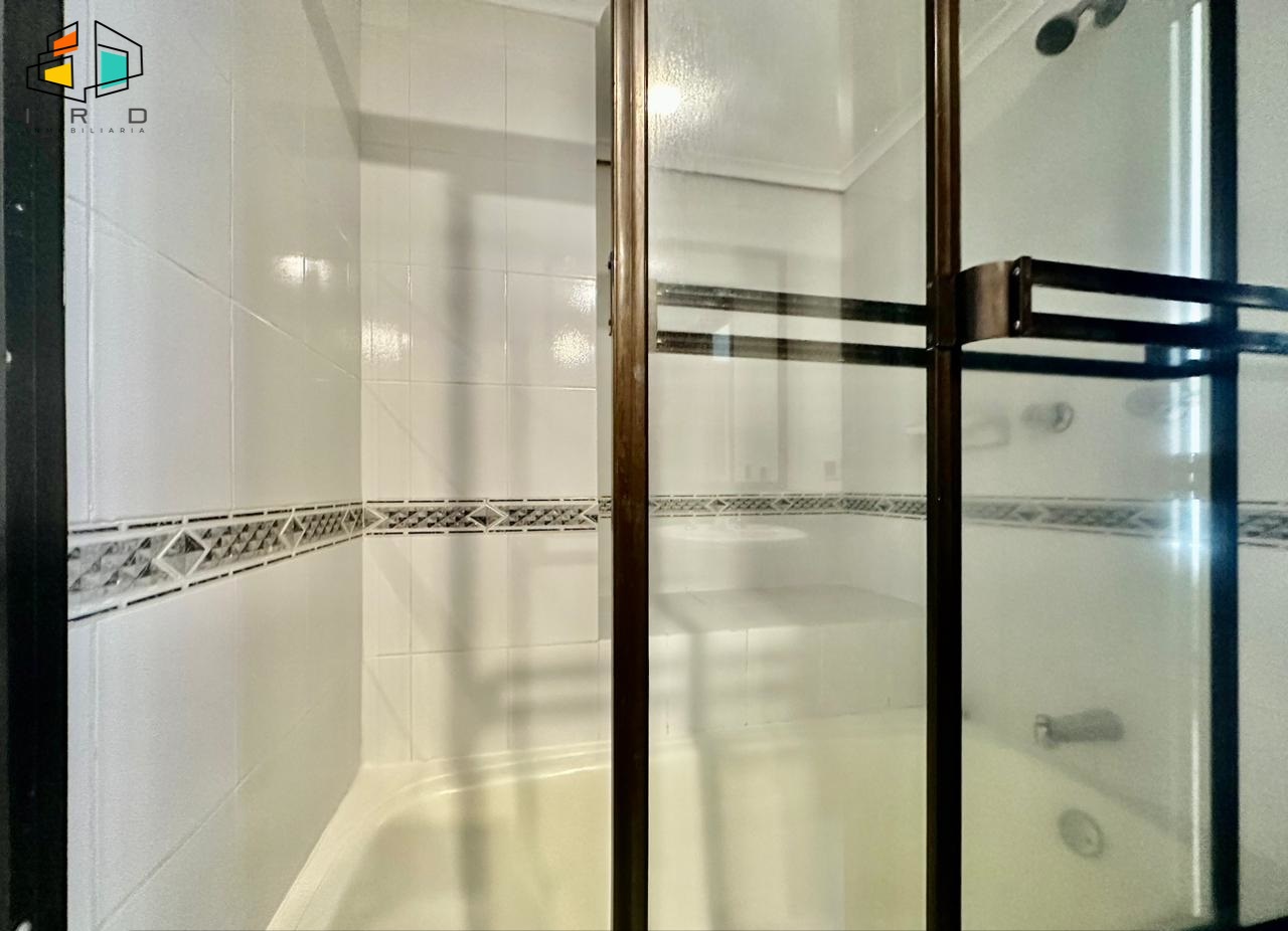 Apartaestudio en arriendo en La Aguacatala, Medellín, 52 m² · foto 17 de 23