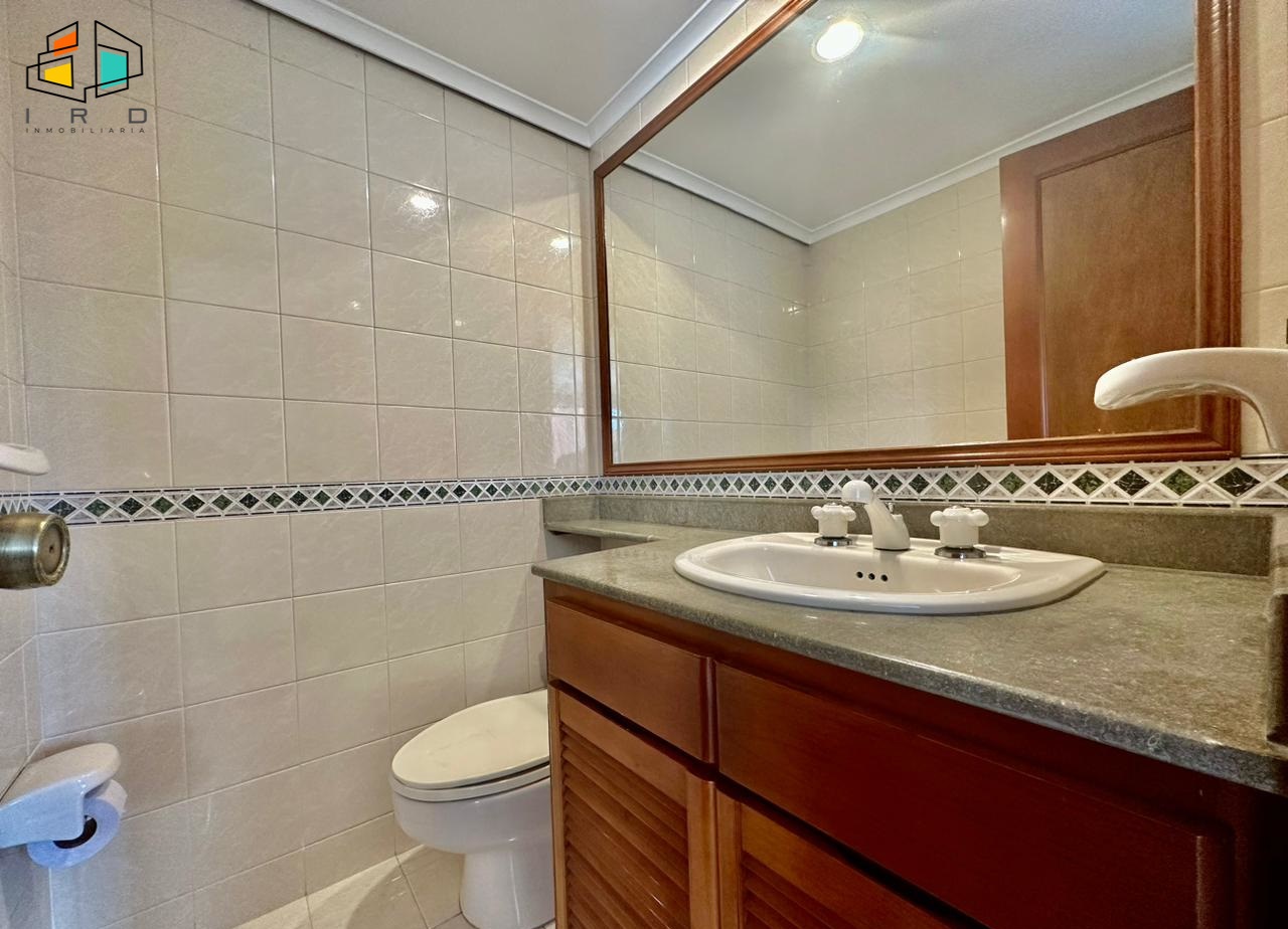 Apartaestudio en arriendo en La Aguacatala, Medellín, 52 m² · foto 20 de 23