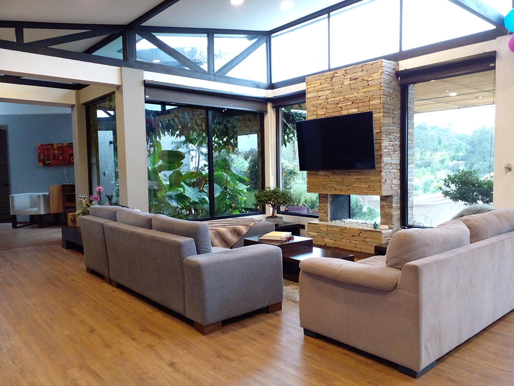Casa de 4 alcobas en venta en El Retiro, 355 m² · foto 2 de 17