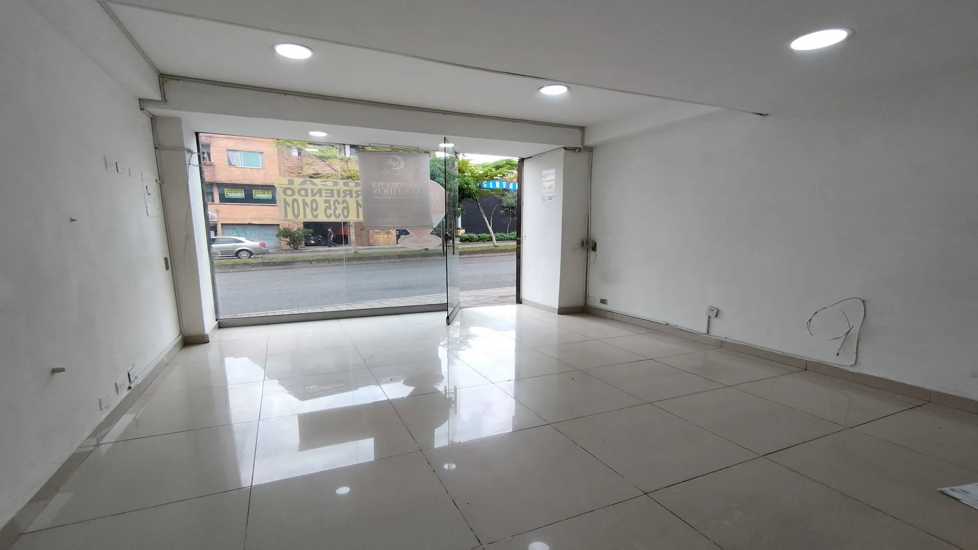 Local en arriendo en Zona Centro, Envigado, 40 m² · foto 2 de 7