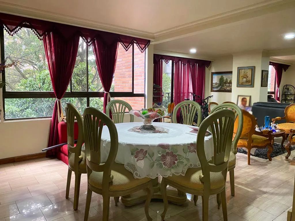 Apartamento en venta en Castropol, Medellín · foto 3 de 18