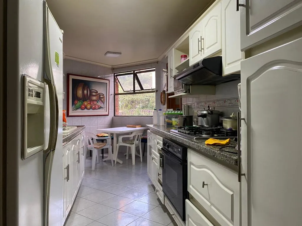 Apartamento en venta en Castropol, Medellín · foto 7 de 18