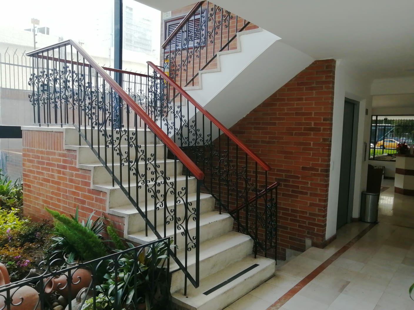 Apartamento de 4 alcobas en venta en San Patricio, Bogotá, 168 m² · foto 3 de 21