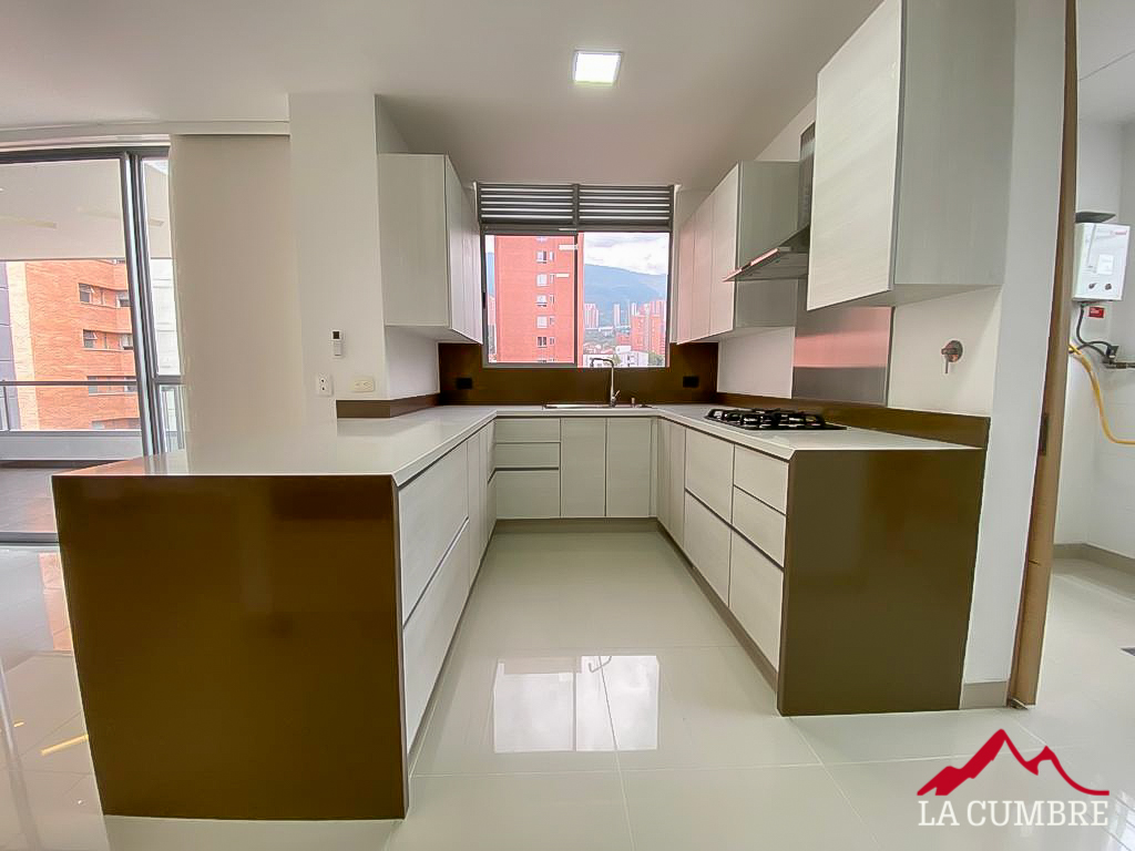 Apartamento de 3 alcobas en arriendo en Alejandria, Medellín, 170 m² · foto 6 de 14