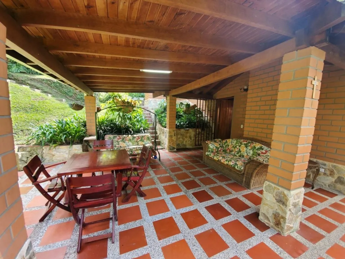 Casa de 7 alcobas en venta en Los Balsos, Medellín, 270 m² · foto 6 de 23