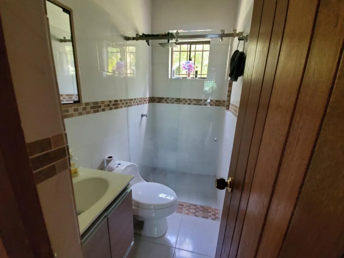 Casa de 7 alcobas en venta en Los Balsos, Medellín, 270 m² · foto 10 de 23
