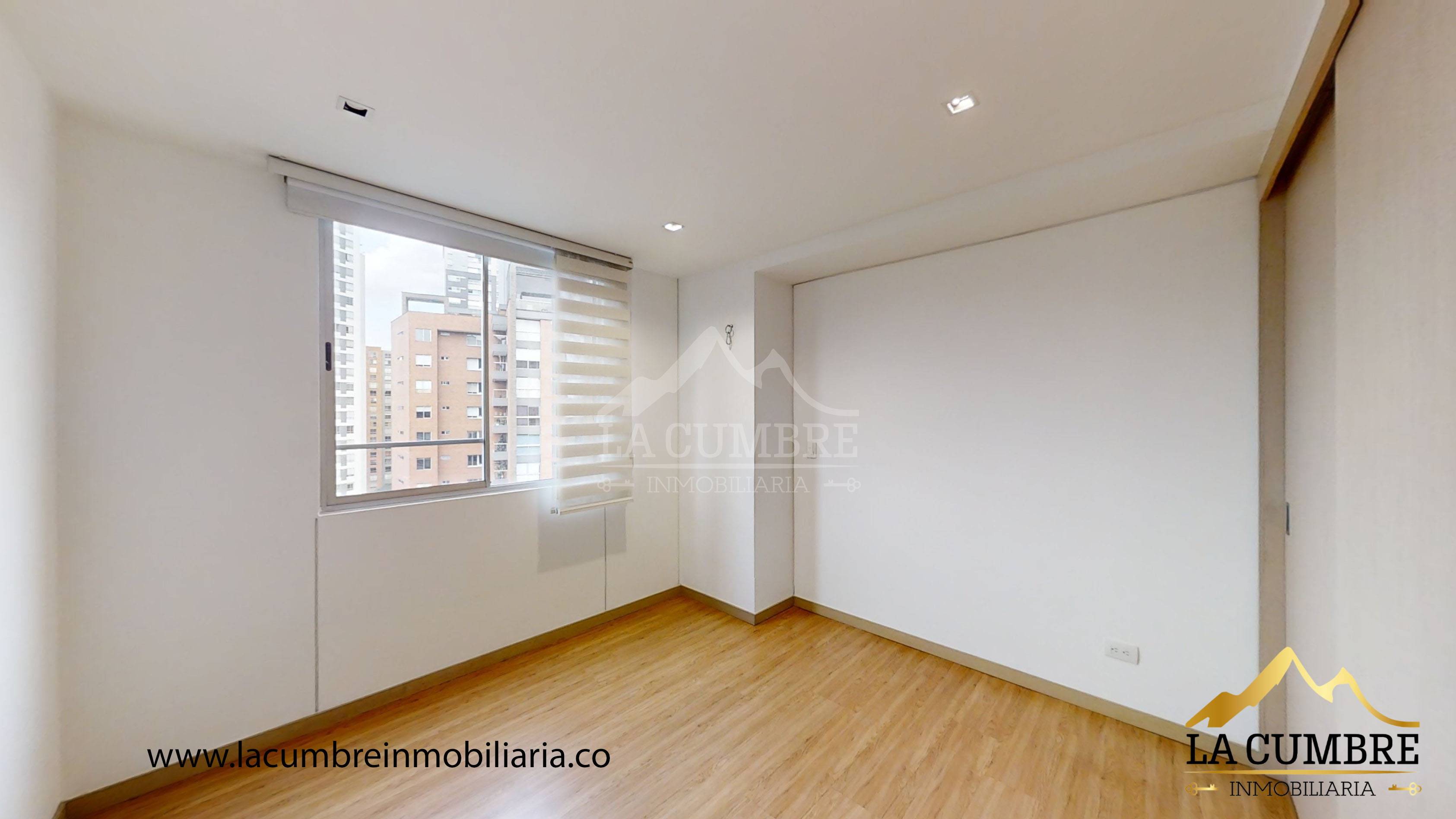 Apartamento de 3 alcobas en arriendo en Santa María De Los Ángeles, Medellín, 110 m² · foto 8 de 11