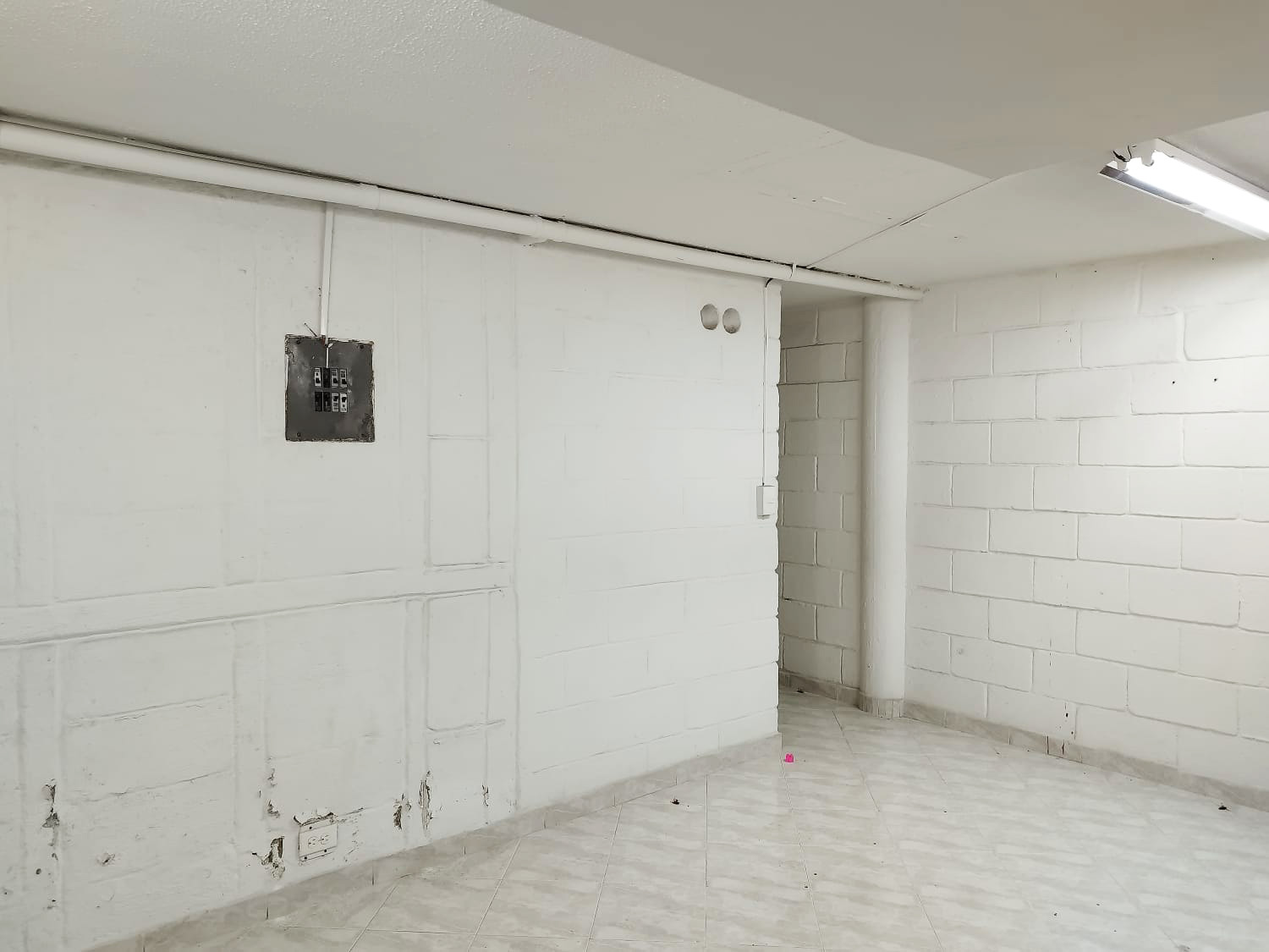 Local en arriendo en La Sebastiana, Envigado, 56 m² · foto 9 de 16