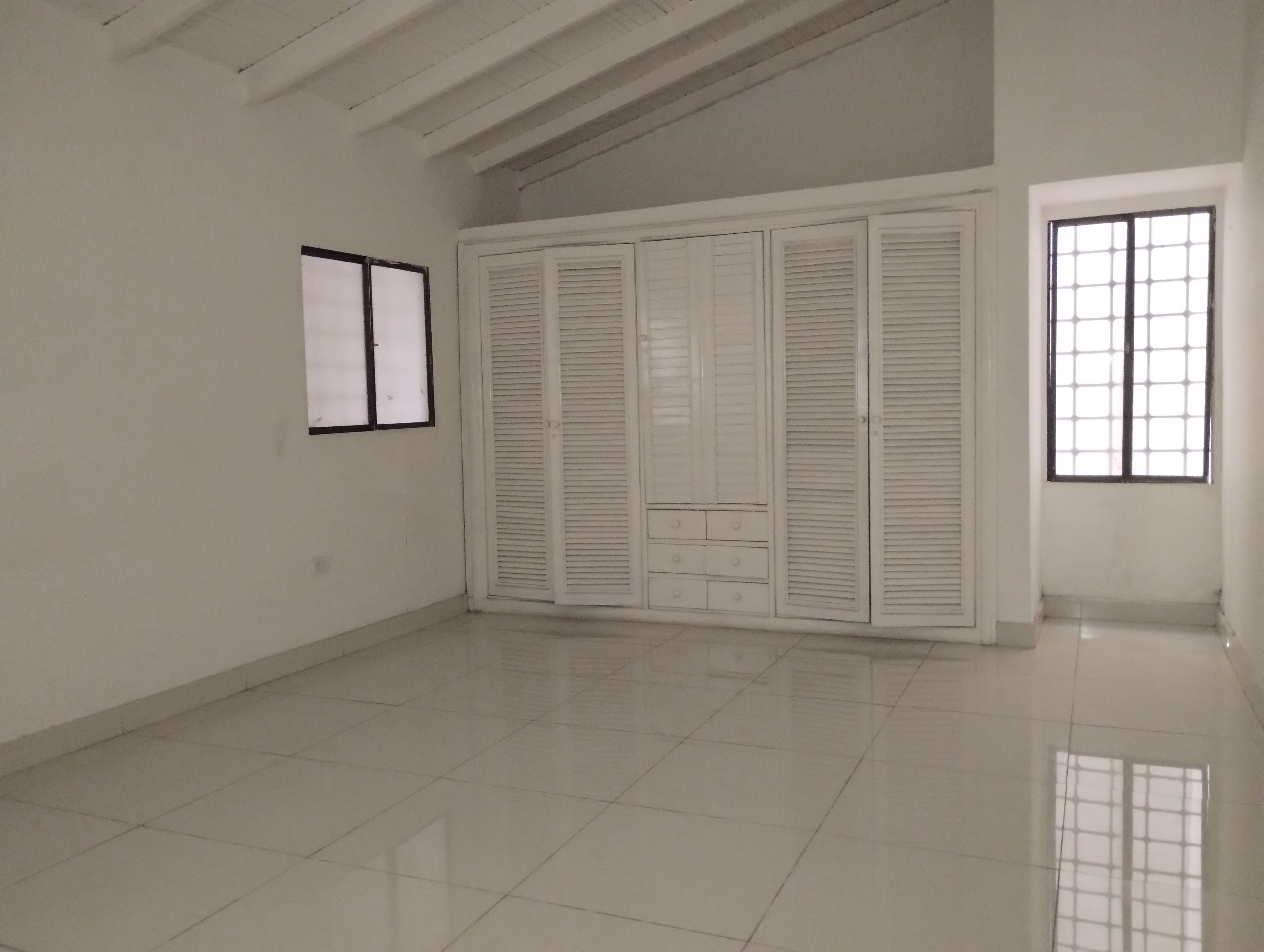 Casa de 3 alcobas en venta en Altos Del Prado, Barranquilla, 420 m² · foto 6 de 9
