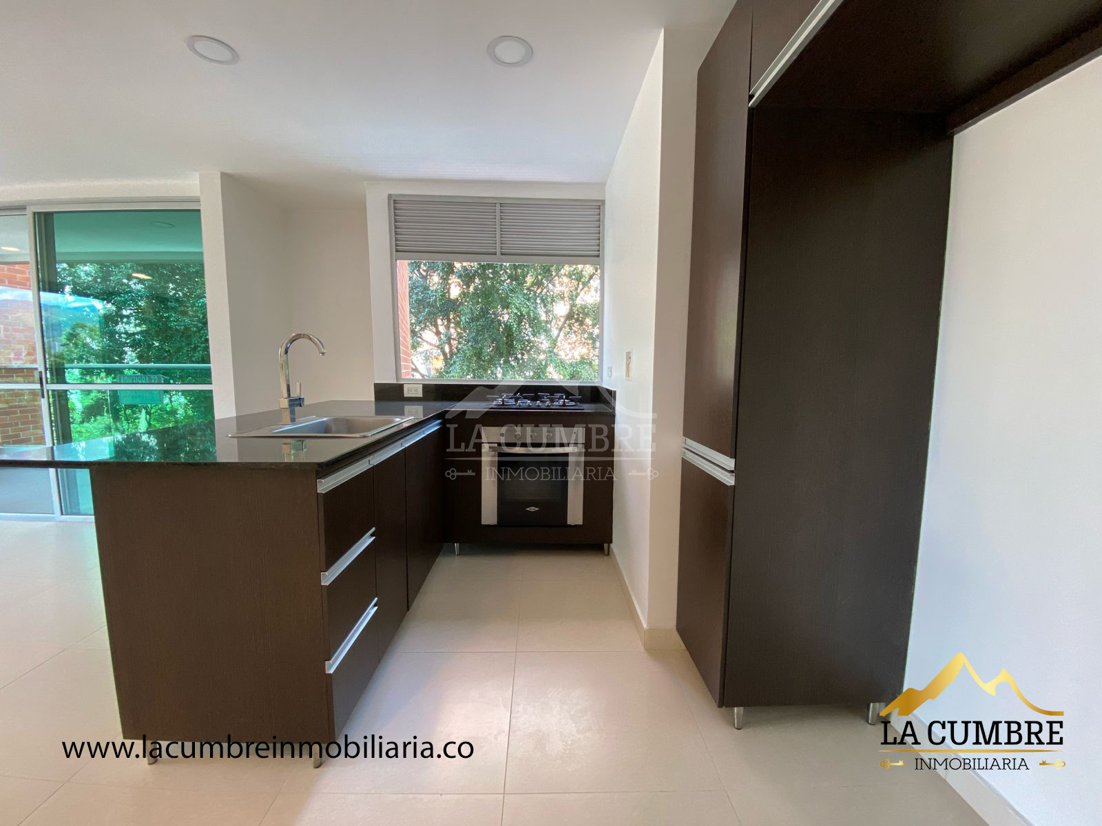 Apartamento de 2 alcobas en arriendo en Santa Maria De Los Angeles, Medellín, 100 m² · foto 3 de 9