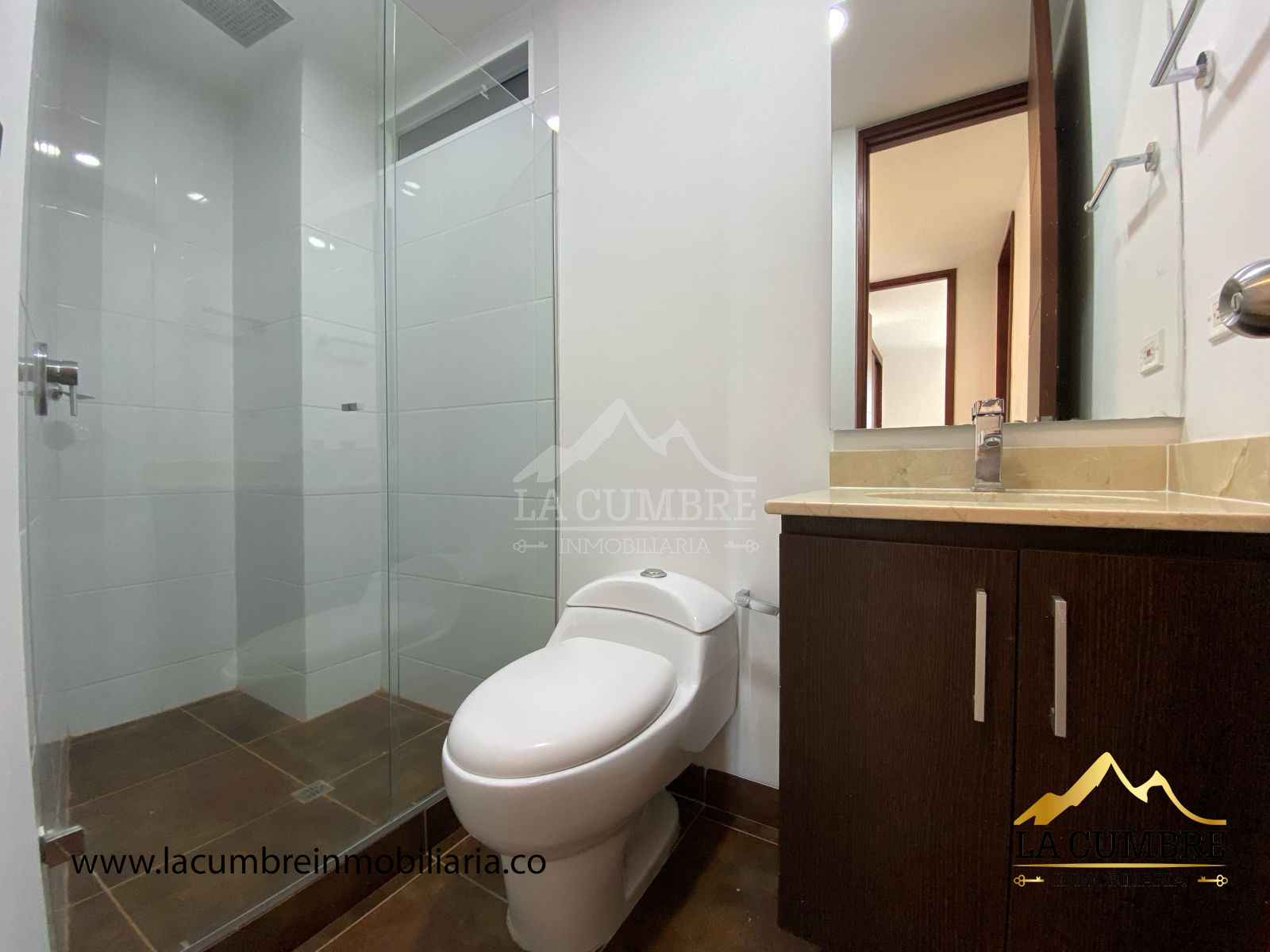 Apartamento de 2 alcobas en arriendo en Santa Maria De Los Angeles, Medellín, 100 m² · foto 7 de 9