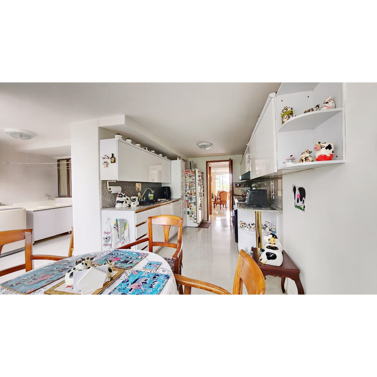 Apartamento en venta en El Campestre, Medellín · foto 3 de 16