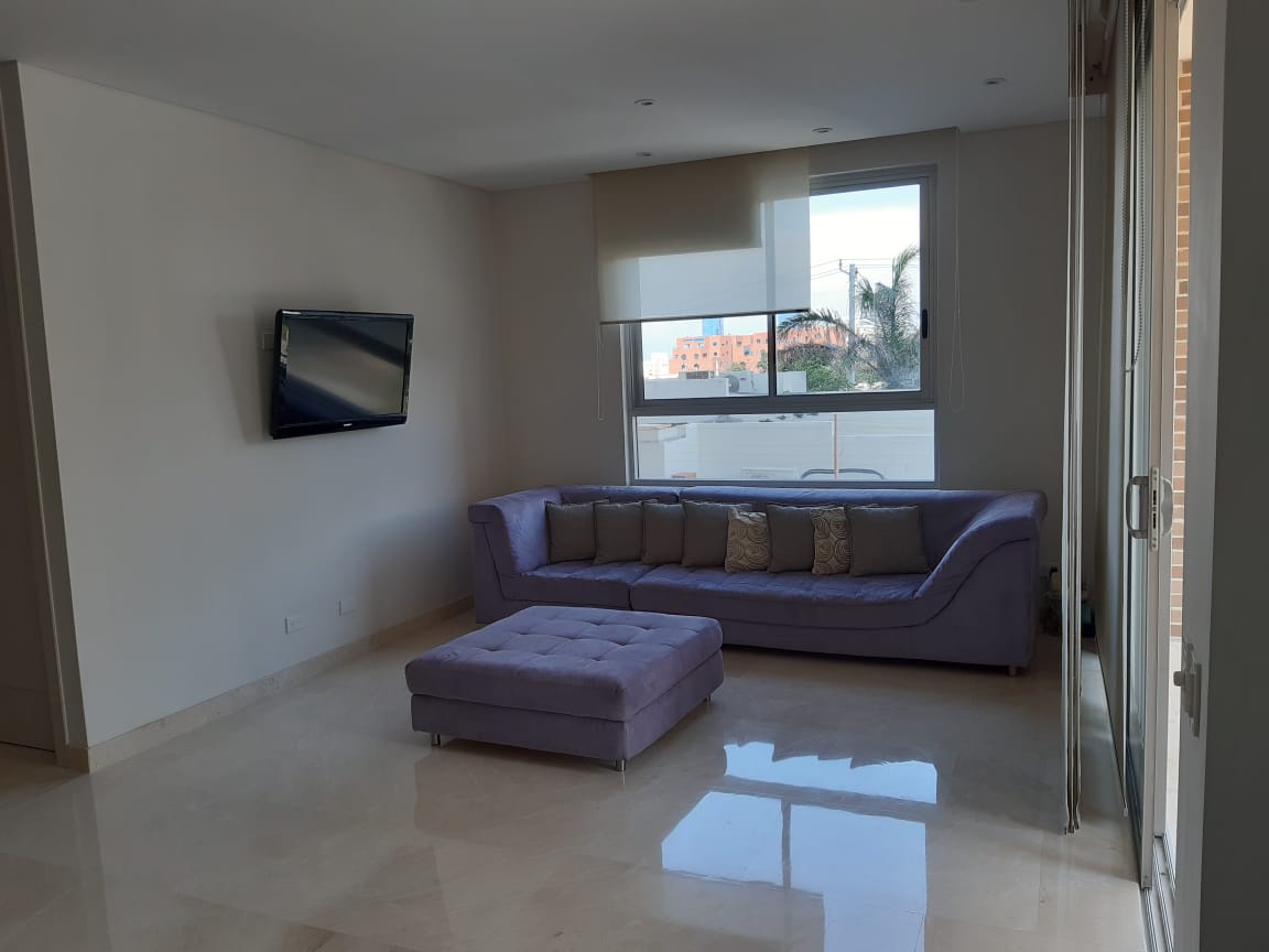 Apartamento en arriendo en Altos De Riomar, Barranquilla · foto 2 de 10