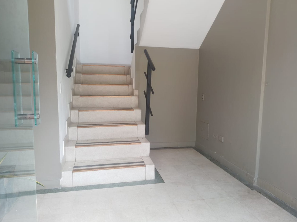 Oficina en arriendo en Belen Malibu, Medellín, 300 m² · foto 9 de 12