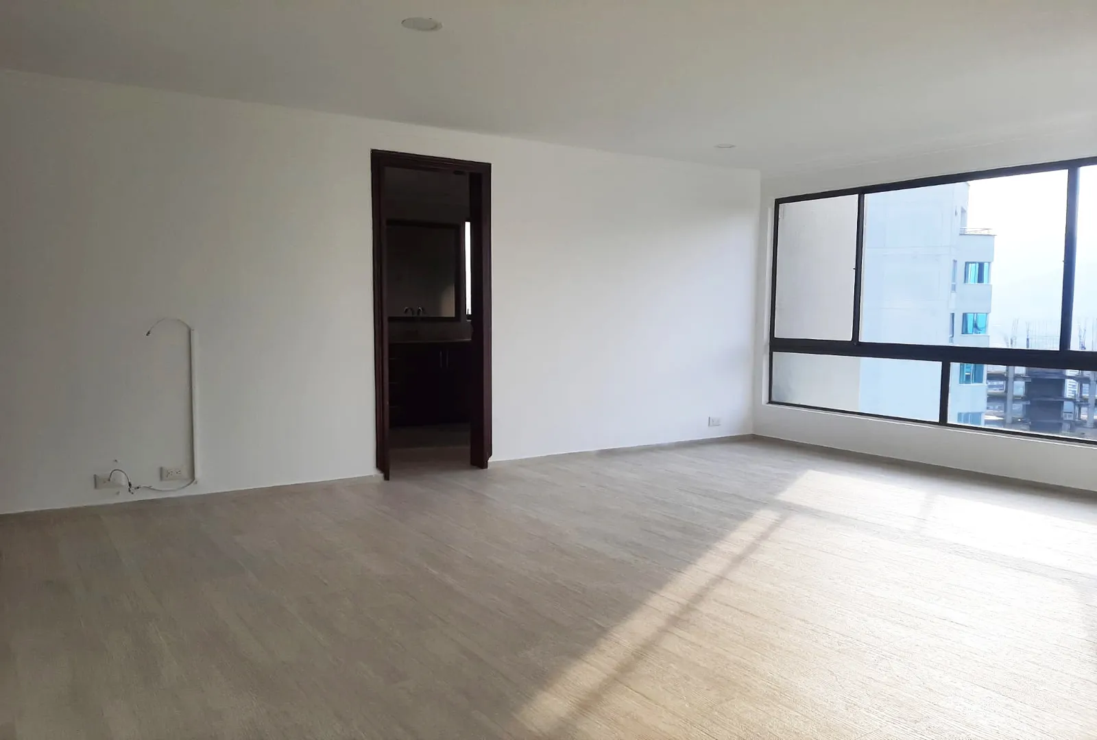 Apartamento de 4 alcobas en arriendo en El Diamante 2, Medellín, 454 m² · foto 12 de 17