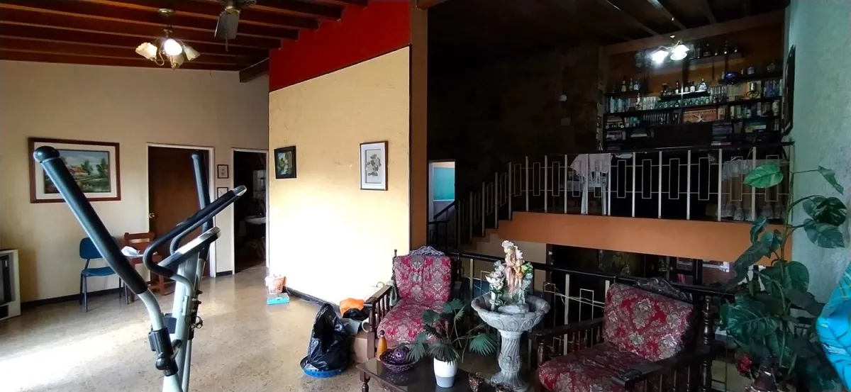 Casa de 10 alcobas en venta en Sucre, Medellín, 525 m² · foto 11 de 24