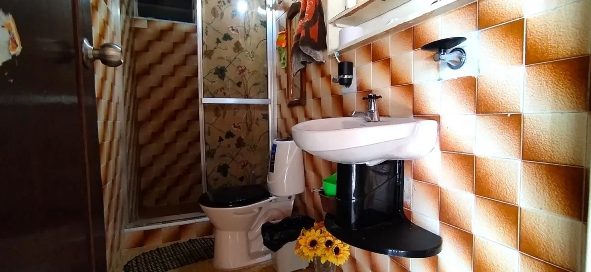 Casa de 10 alcobas en venta en Sucre, Medellín, 525 m² · foto 16 de 24
