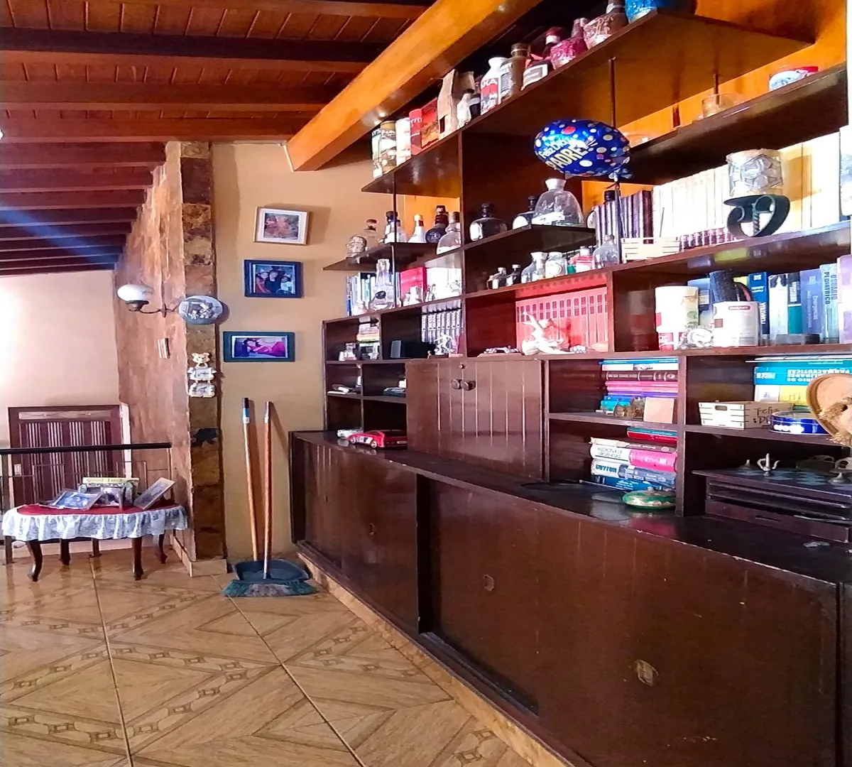 Casa de 10 alcobas en venta en Sucre, Medellín, 525 m² · foto 19 de 24