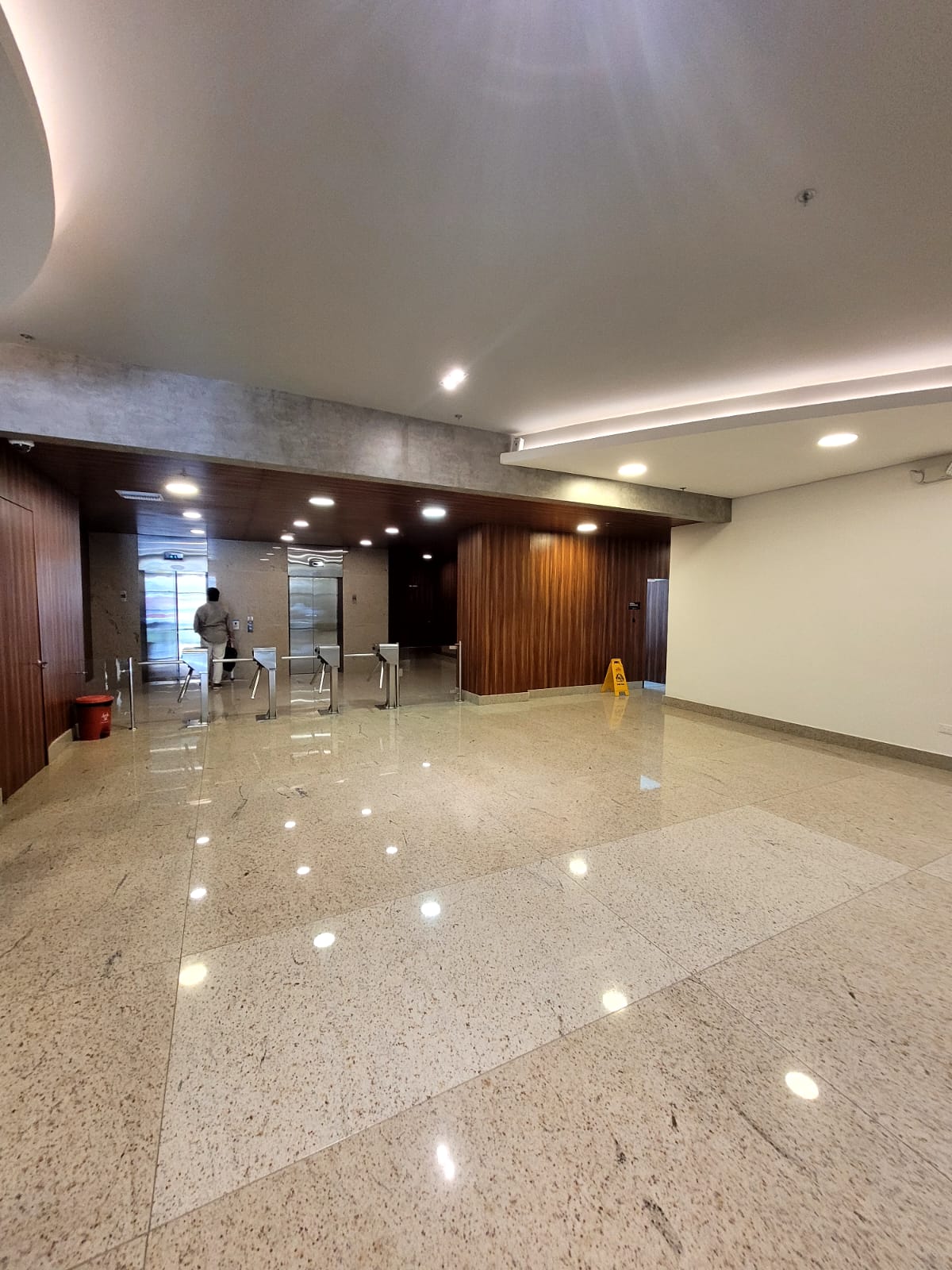 Oficina en arriendo en Modelo, Barranquilla, 137 m² · foto 2 de 21