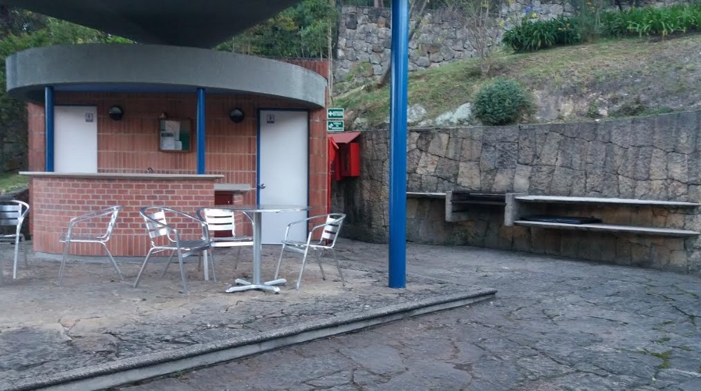 Apartamento de 3 alcobas en venta en Sierras Del Moral, Bogotá, 220 m² · foto 13 de 23
